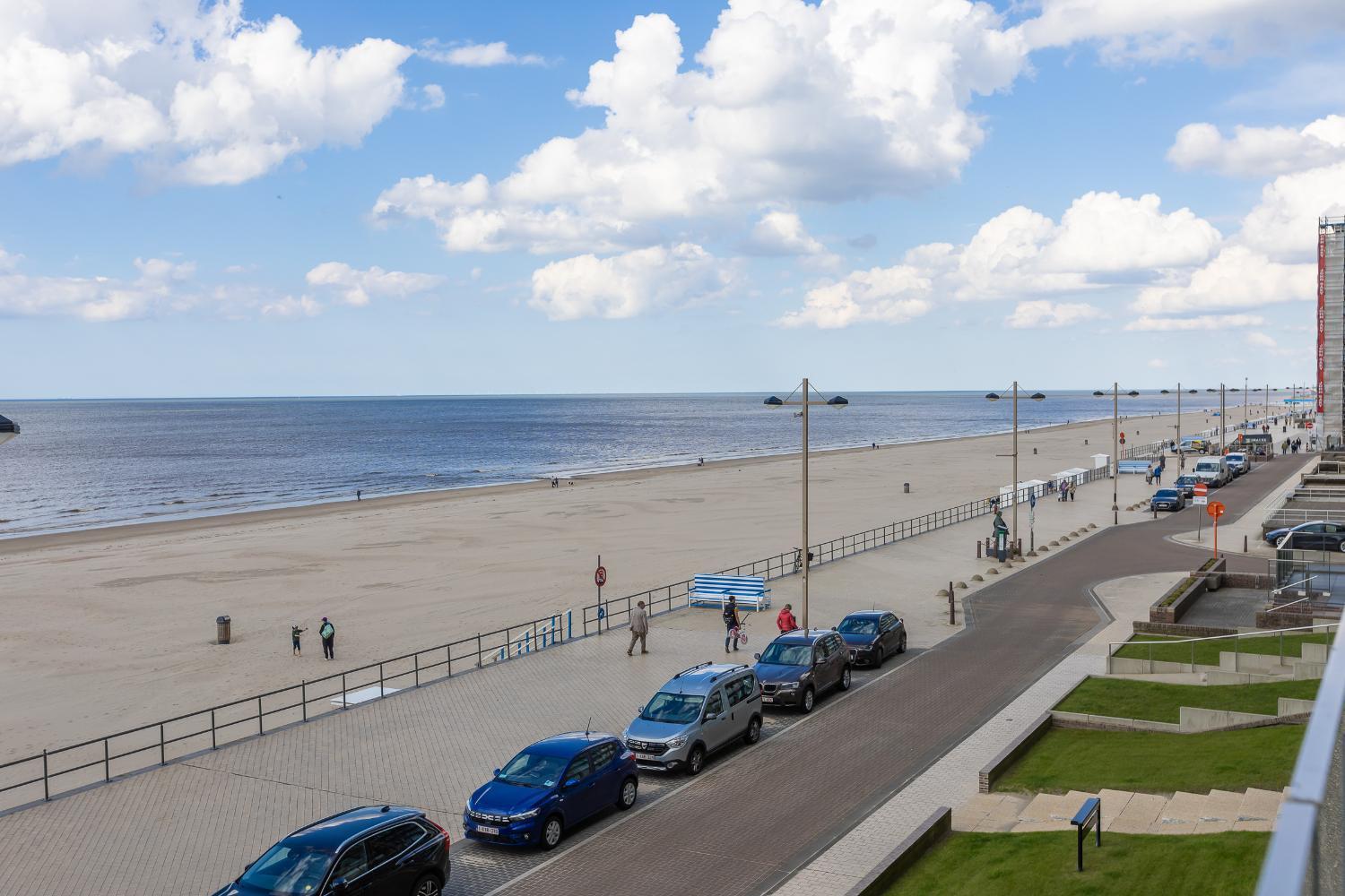 Studio Met Frontaal Zeezicht Middelkerke Kültér fotó