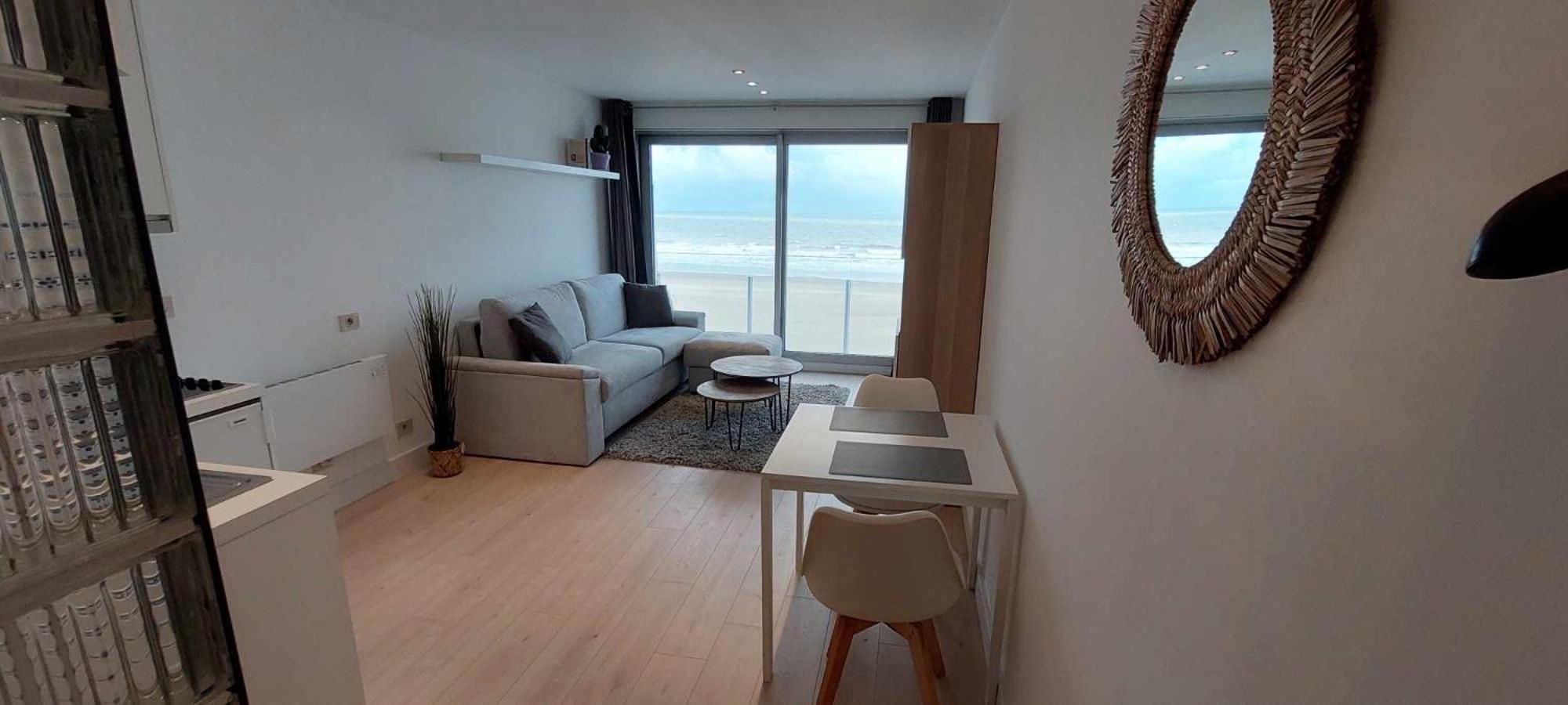Studio Met Frontaal Zeezicht Middelkerke Kültér fotó